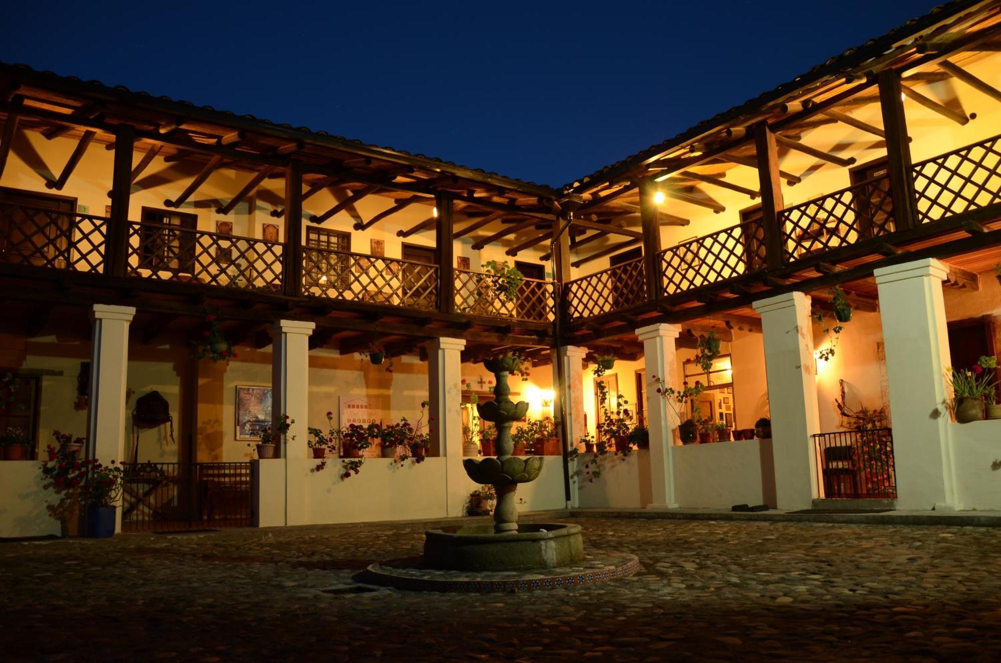 Hacienda San Isidro Trails & Experiences Hotel Cotacachi Luaran gambar